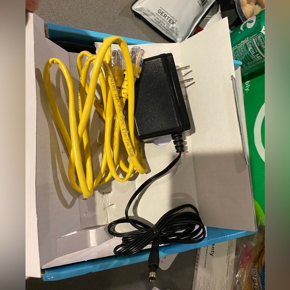 Motorola MB7621 Cable Modem Approved by Comcast Xfinity, Cox Spectrum DOCSIS 3.0 - Picture 10 of 10